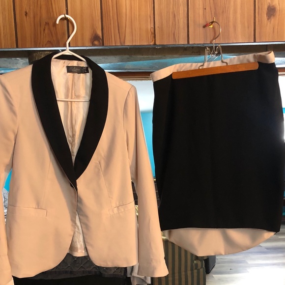 Costa Blanca skirt suit - Picture 2 of 3